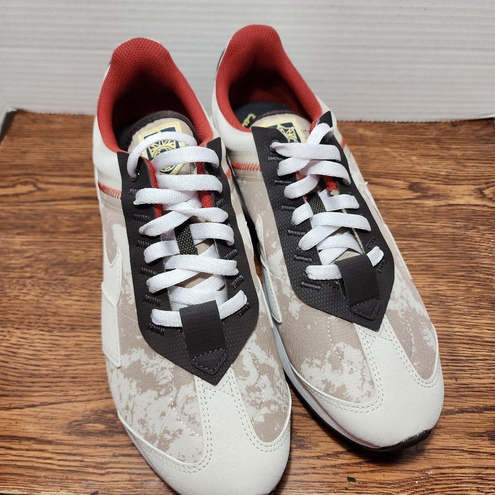 Nike Air Max Pre-Day 'Social FC' Men's Shoes Size 9.5 Beige/Red